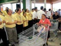 La inauguraci�n se realiz� por todo lo alto pese a las protestas de artistas, intelectuales y activistas