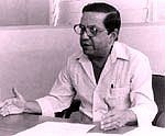 Edmundo Aray entre los participantes