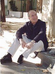 Tom�s Eloy Mart�nez