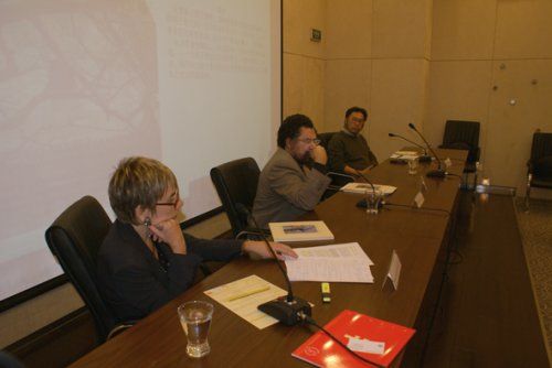 Imma Gonz&aacute;lez, Wilfredo Carrizales y Xi Chuan