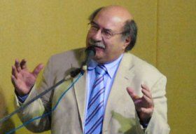 Antonio Sk&aacute;rmeta