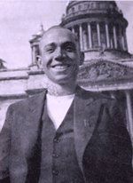 Miguel Hern&aacute;ndez