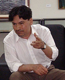 V&iacute;ctor Montoya