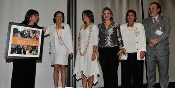 La Fundaci&oacute;n Bill y Melinda Gates entrega el premio a la Red de Bibliotecas de Medell&iacute;n