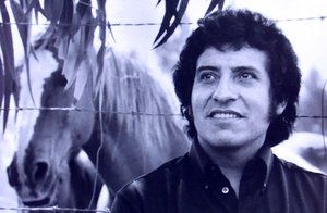 V&iacute;ctor Jara