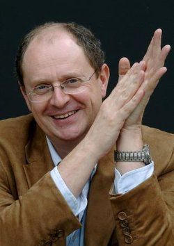 Fernando Mar&iacute;as