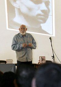 Ram&oacute;n Centenero