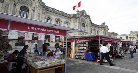 Feria en Palacio de Gobierno de Lima