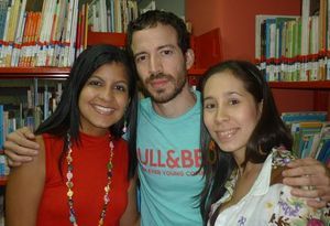 Astrid Salazar, Aar&oacute;n Almeida Holmquist y Gloria Dolande
