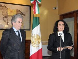 Rafael Tovar y Consuelo S&aacute;izar