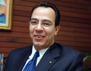 Jos&eacute; M&aacute;rmol