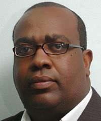 Adri&aacute;n Javier