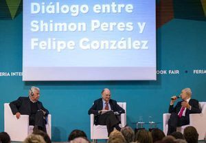 Di&aacute;logo entre Shimon Peres y Felipe Gonz&aacute;lez en la FIL Guadalajara