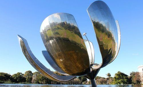 Flor de metal