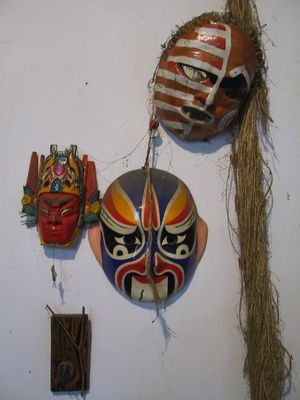 Hechos de m&aacute;scaras