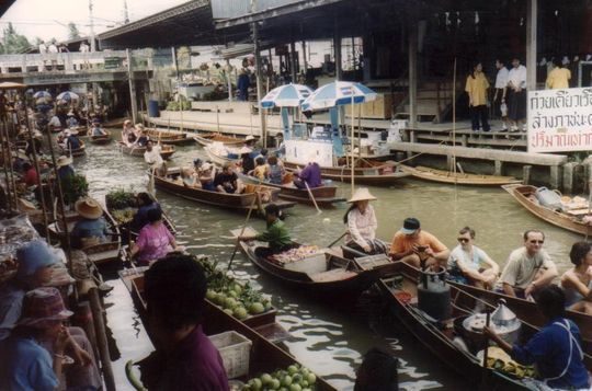 El mercado flotante de Tailandia