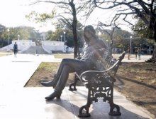 John Lennon, estatua en La Habana