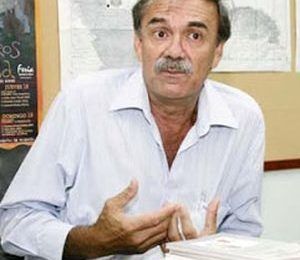Enrique Mujica
