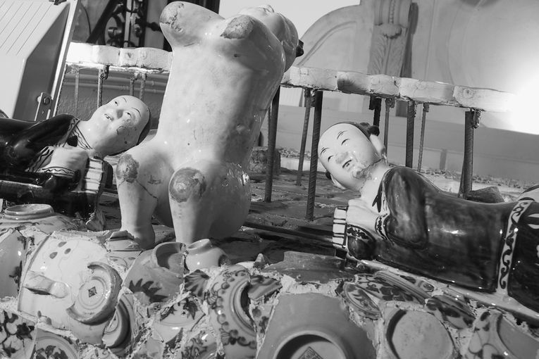 Destellos de porcelana en un vado celestial, por Wilfredo Carrizales