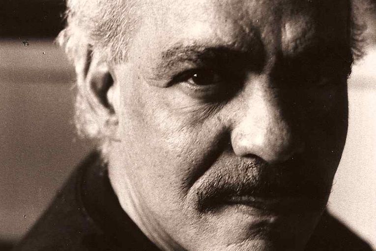 Eleazar León