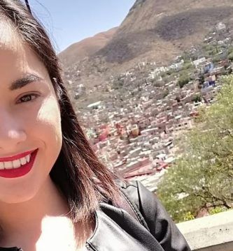 Rubí Anabella Ayón Sicaeros
