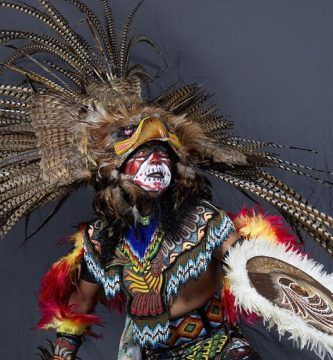Aztecas, mayas y zapotecas, serie fotográfica de William Guaregua