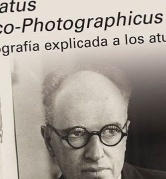 “Tractatus Lógico-Photographicus (La fotografía explicada a los atunes)”, de Ricky Dávila