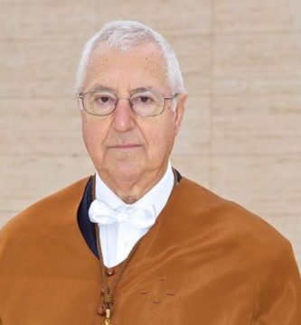 Tomás Llorens