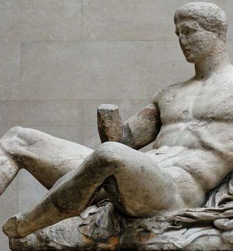 El mito de las estatuas griegas blancas, por Luis Eduardo Cortés Riera