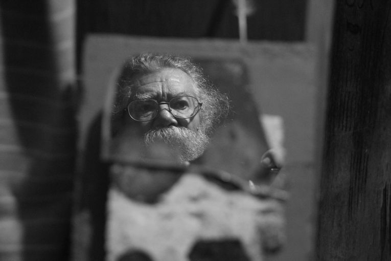 Setenta miradas, setenta espejos, por Wilfredo Carrizales