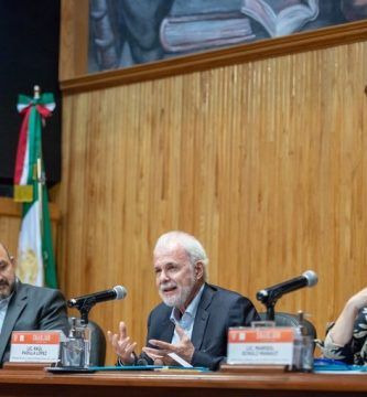 Ricardo Villanueva, Raúl Padilla López y Marisol Shulz