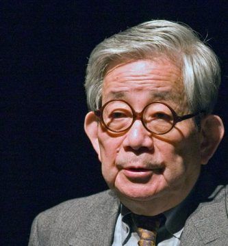 Kenzaburo Oe