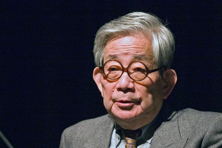Kenzaburo Oe