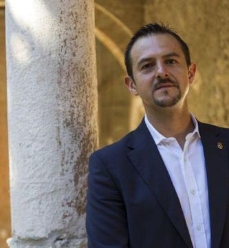 IV Premio Nacional de Poesía Ciudad de Lucena “Lara Cantizani”