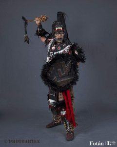 Aztecas, mayas y zapotecas, serie fotográfica de William Guaregua