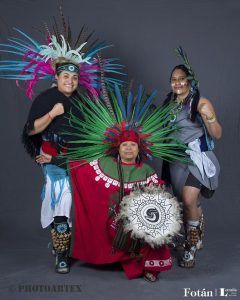 Aztecas, mayas y zapotecas, serie fotográfica de William Guaregua