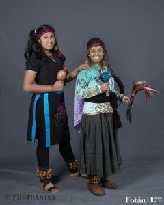 Aztecas, mayas y zapotecas, serie fotográfica de William Guaregua