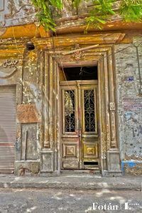 Tras las huellas de Cavafy, por William Guaregua