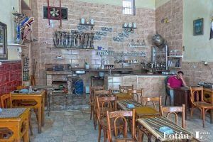 Tras las huellas de Cavafy, por William Guaregua