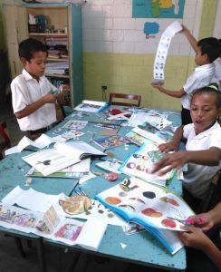 El libro de artista y el libro-objeto en la escuela, por Carlos Yusti