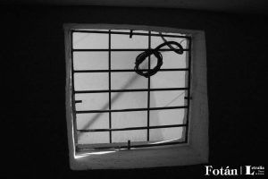 Estructuras, configuraciones, fotografías de Wilfredo Carrizales