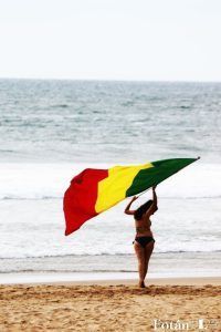 Muchacha, por Triunfo Arciniegas