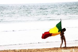 Muchacha, por Triunfo Arciniegas