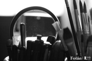 Pinceles y pinzados redondeles, por Wilfredo Carrizales