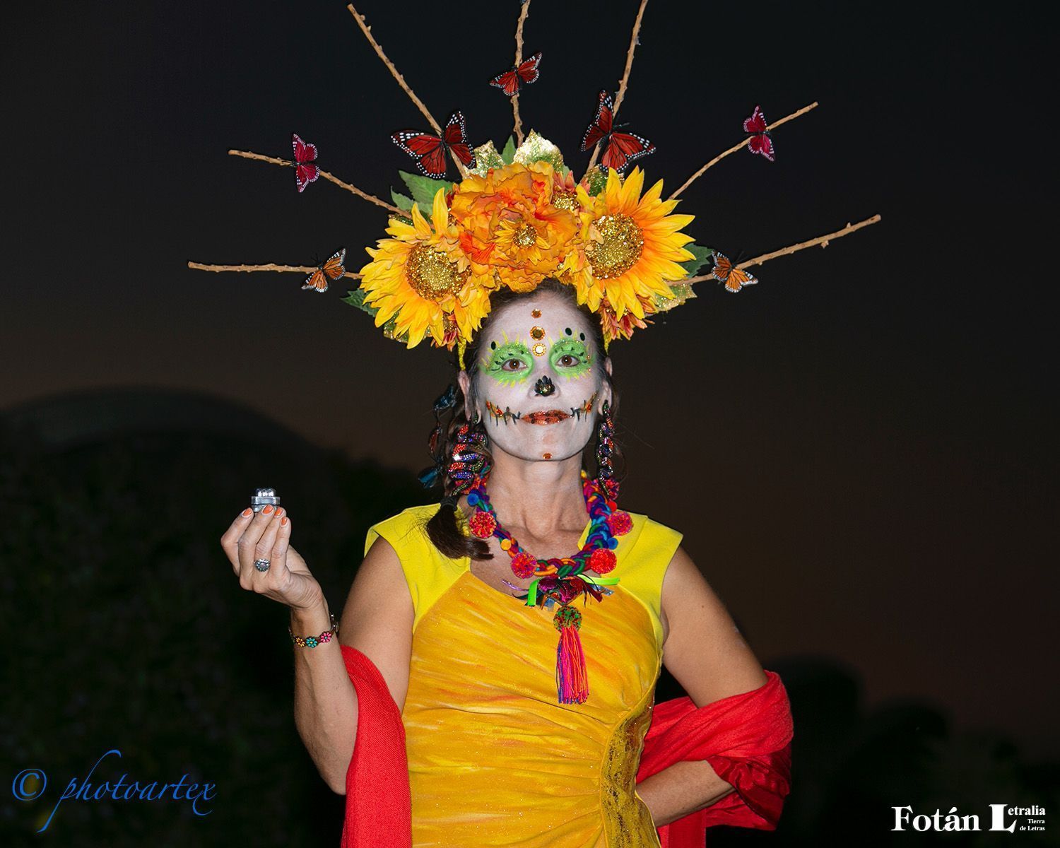 Catrinas y catrines en estampas y figurines, fotografías de William Guaregua