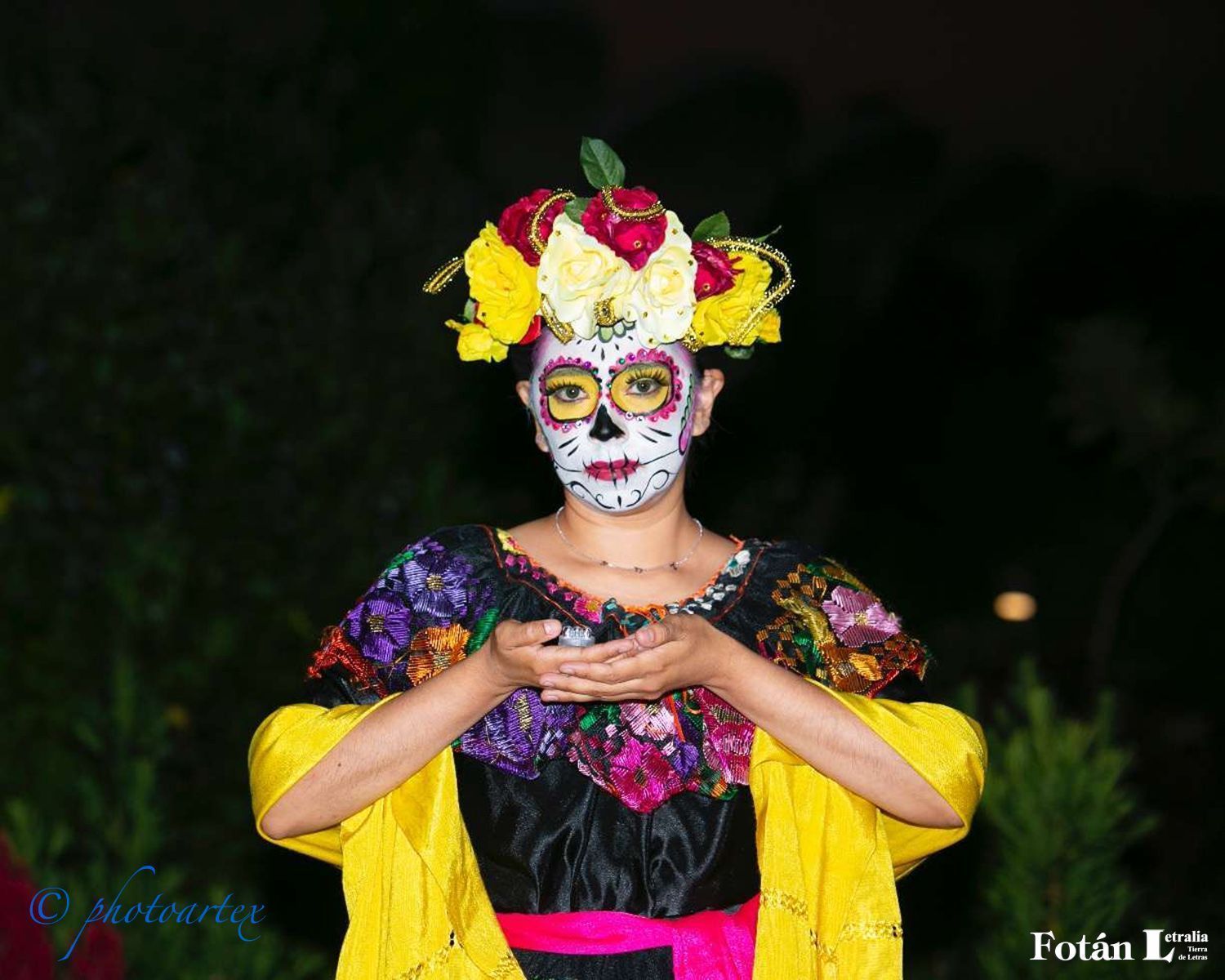 Catrinas y catrines en estampas y figurines, fotografías de William Guaregua