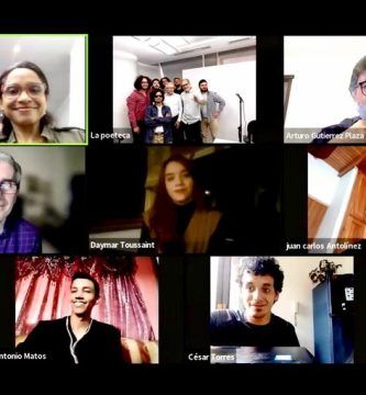 Acto de grado de los diplomados de la Fundación La Poeteca