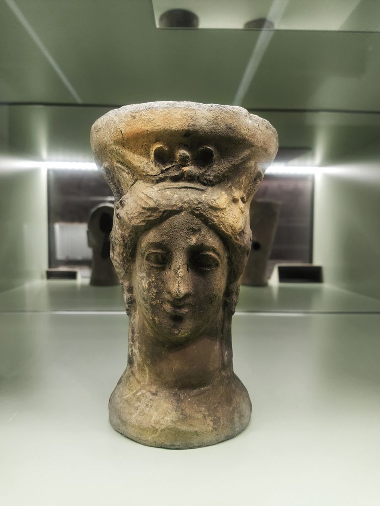 En el museo, por Vicente Adelantado Soriano