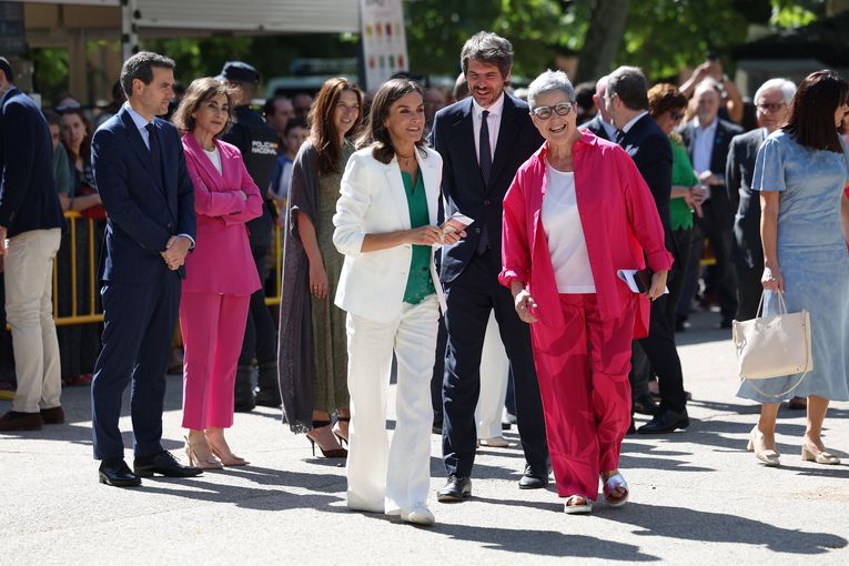 Reina Letizia, Ernest Urtasun y Eva Orúe