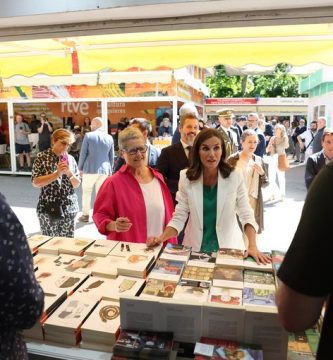 Reina Letizia y Eva Orúe